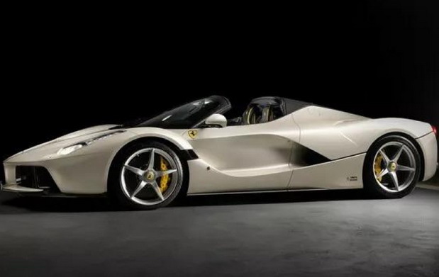 Ferrari iz kolekcije