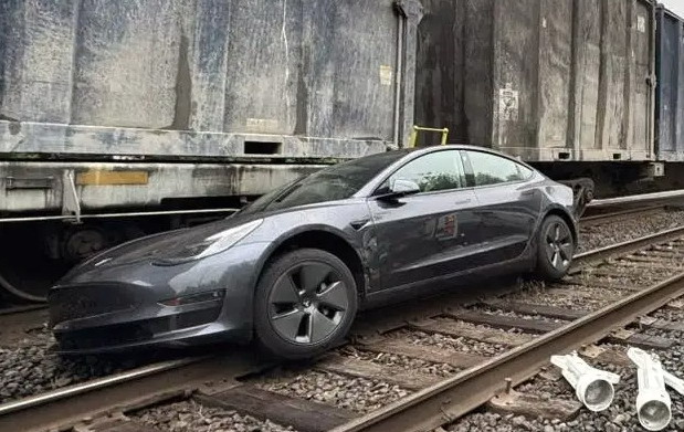 Tesla FSD