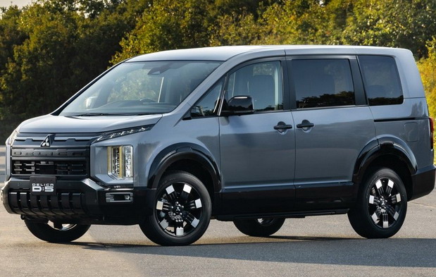 Mitsubishi Delica D:5