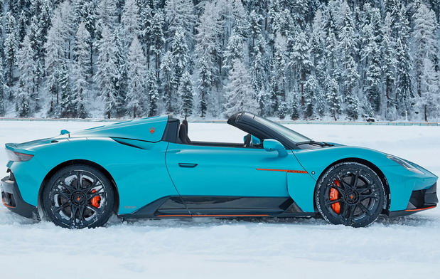 Maserati MCPura Cielo Frozen Magma