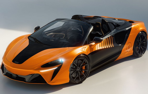 McLaren Artura Spider MCL39 Championship Edition