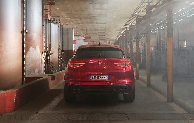 Alfa Romeo Stelvio Quadrifoglio