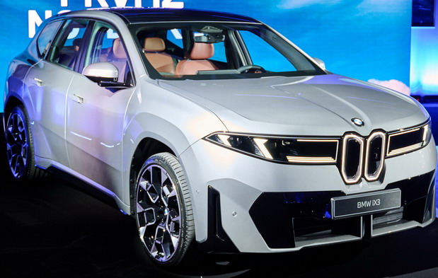 BMW iX3