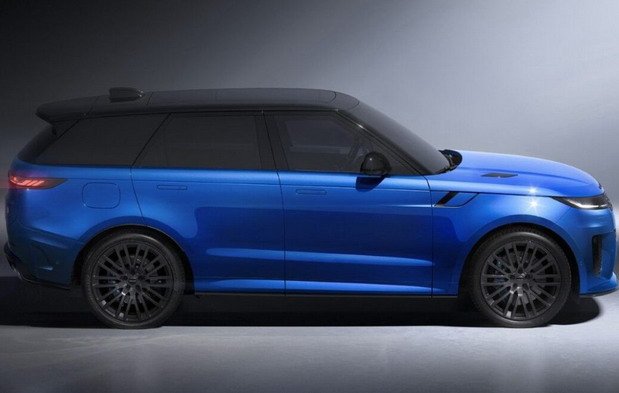 Range Rover Sport SV Ultimate Edition