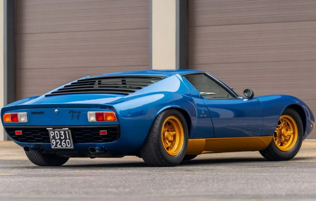 Lamborghini Miura SV 