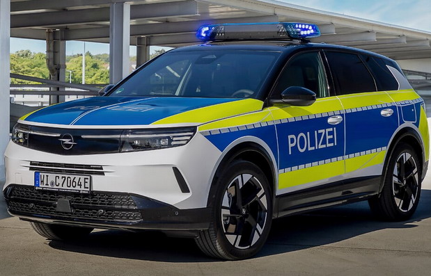 Opel Grandland Polizei