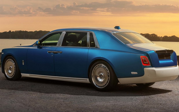 Rolls-Royce Phantom Extended Regatta Rolls-Royce Phantom Extended Regatta