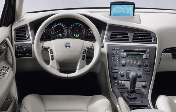 Volvo V70
