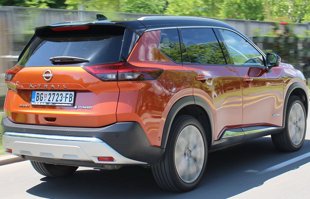 Nissan X-Trail e-4orce Tekna Premium Nissan X-Trail e-4orce Tekna Premium