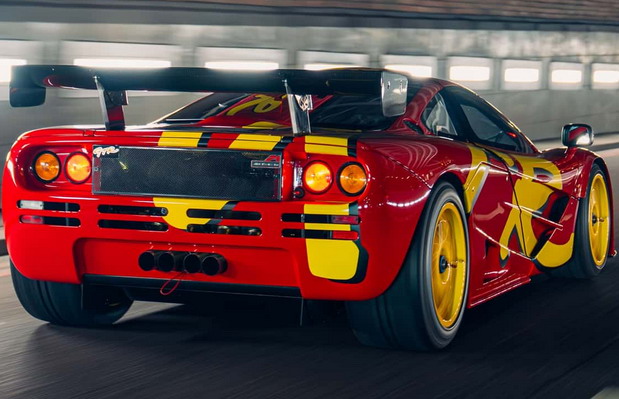 McLaren F1 GTR McLaren F1 GTR