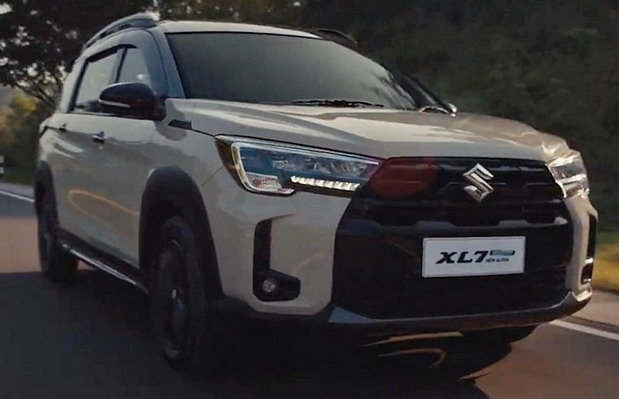Suzuki XL7