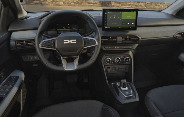 Dacia Sandero Stepway Hybrid 155