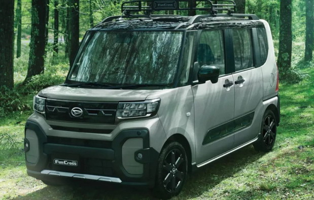Daihatsu Tanto Fun Cross