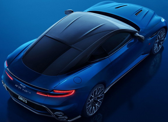 Aston Martin DB12 S