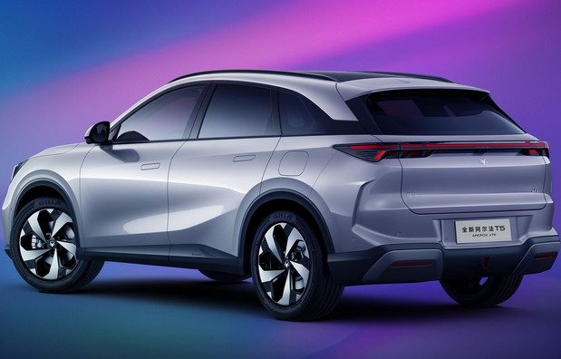 BAIC ArcFox Alpha T5