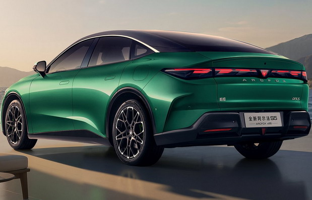 BAIC ArcFox Alpha S5
