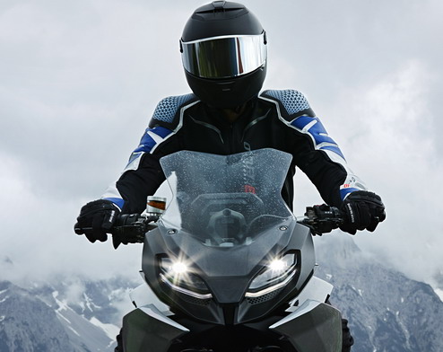 BMW Motorrad Concept 9cento BMW Motorrad Concept 9cento