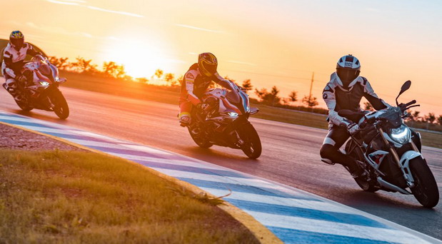 BMW M 1000 RR