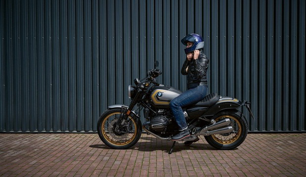 BMW predstavio nove R12 i R12 nineT