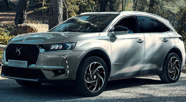 DS 7 Crossback E-Tense 4x4 DS 7 Crossback E-Tense 4x4
