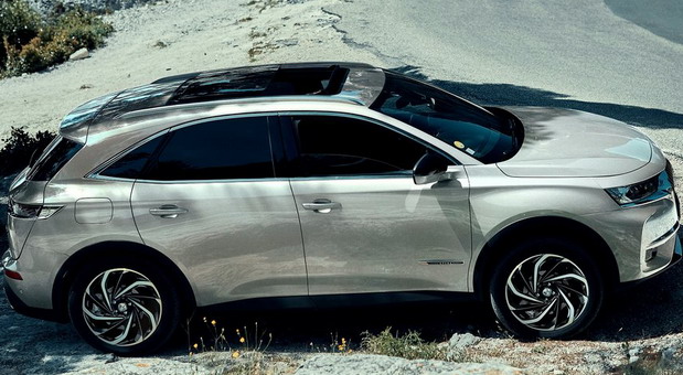 DS 7 Crossback E-Tense 4x4 DS 7 Crossback E-Tense 4x4