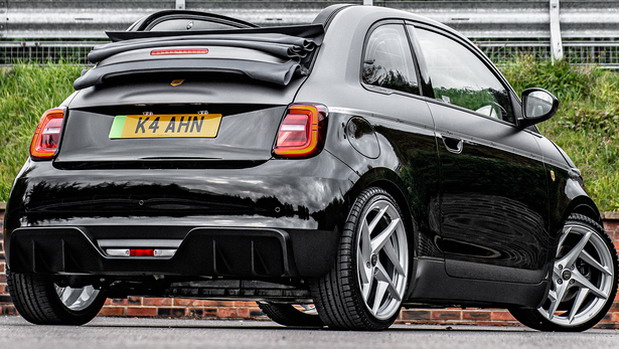 Fiat 500ec Designio by Kahn Fiat 500ec Designio by Kahn