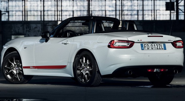 Fiat 124 Spider S-Design