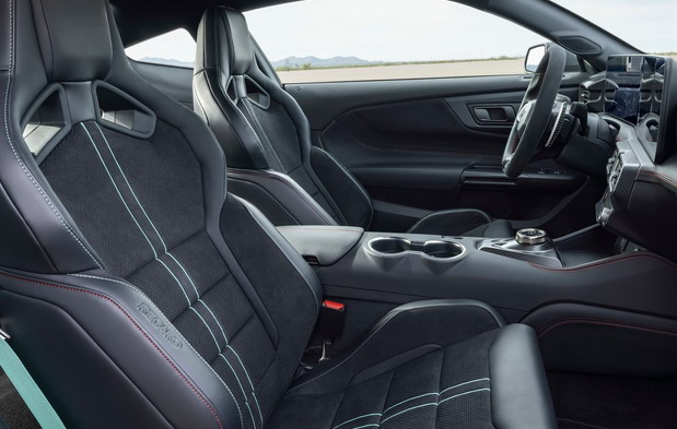 Ford Mustang Dark Horse SC