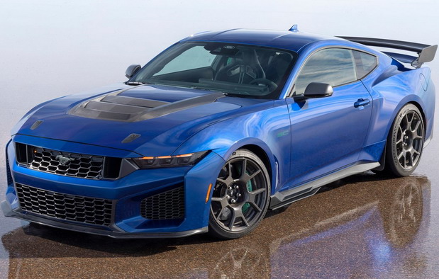 Ford Mustang Dark Horse SC