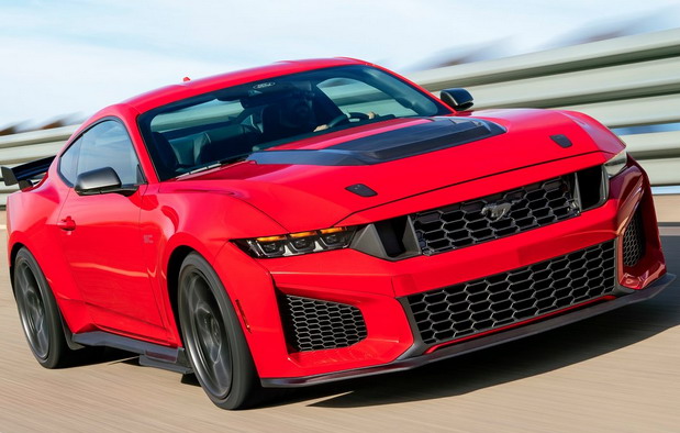 Ford Mustang Dark Horse SC