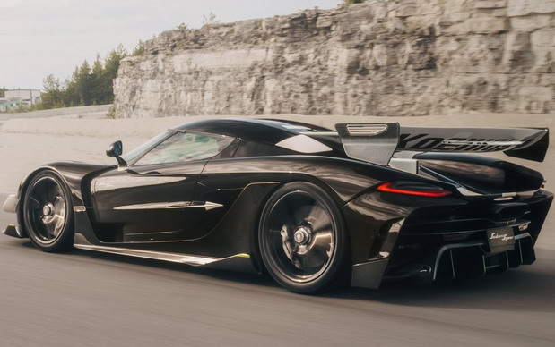 Koenigsegg Sadair’s Spear Koenigsegg Sadair’s Spear