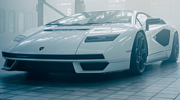 Lamborghini Countach LPI 800-4