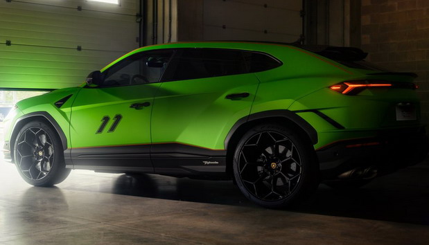 Lamborghini Urus Performante Essenza SCV12 Edition