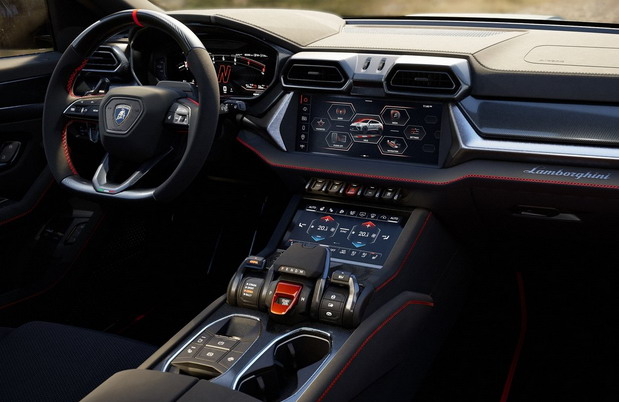 Lamborghini Urus SE Performante