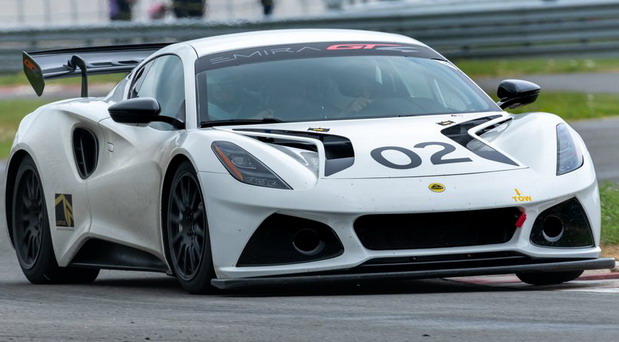 Lotus Emira GT4 Lotus Emira GT4
