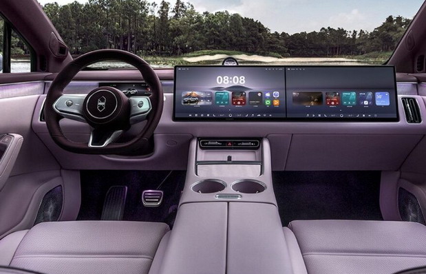 Luxeed R7