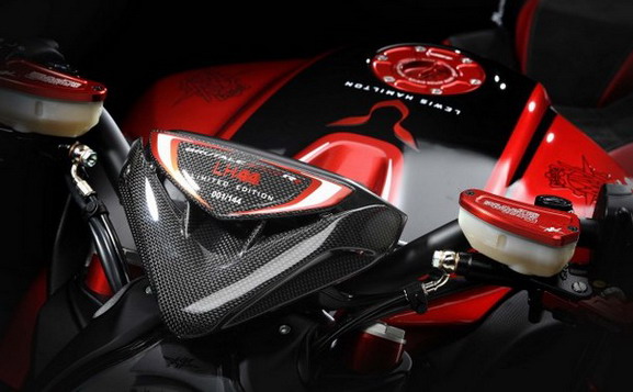MV Agusta Brutale 800 RR LH44 MV Agusta Brutale 800 RR LH44