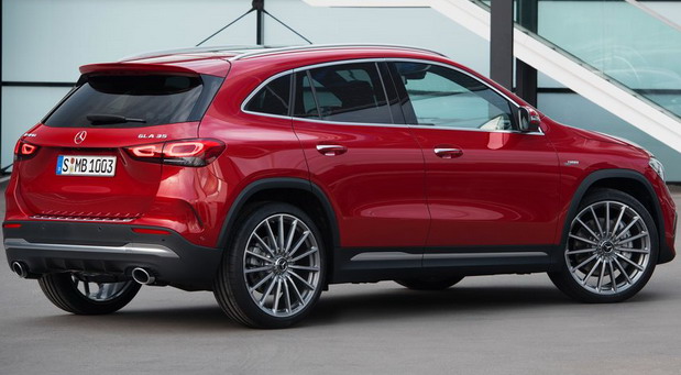 Mercedes-AMG GLA 35 Mercedes-AMG GLA 35