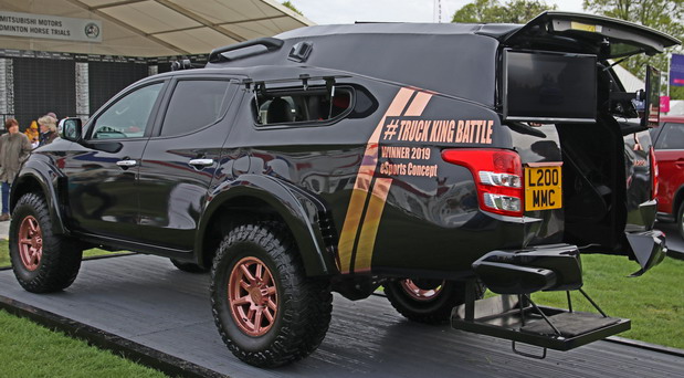 Mitsubishi L200 eSports Concept Mitsubishi L200 eSports Concept