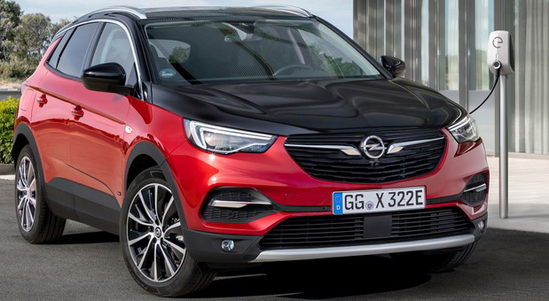 Opel Grandland X Hybrid4