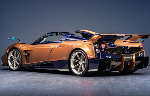 Pagani Huayra 70 Derecho