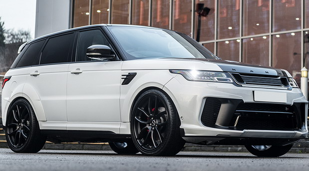 Range Rover Sport 5.0 V8 Supercharged SVR Pace Car First Edition Range Rover Sport 5.0 V8 Supercharged SVR Pace Car First Edition