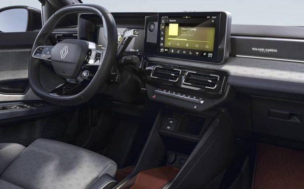 Renault 5 E-Tech electric Roland-Garros