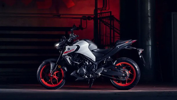 Yamaha MT-03 Yamaha MT-03