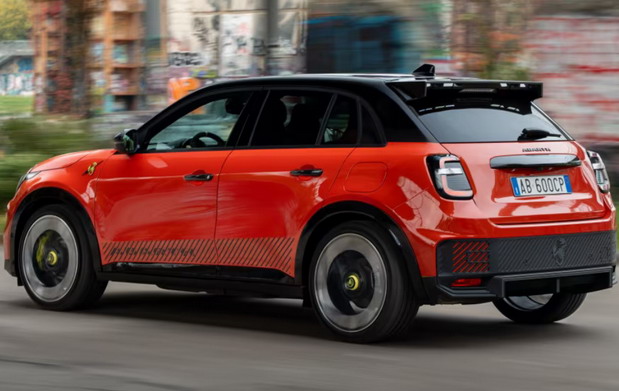 Abarth 600e Competizione Edizione Milano Cortina 2026