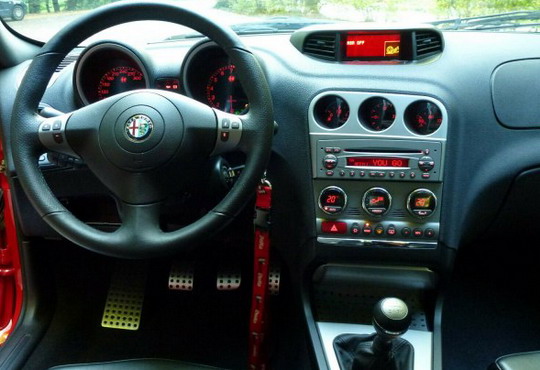 Alfa Romeo 156 GTA Alfa Romeo 156 GTA