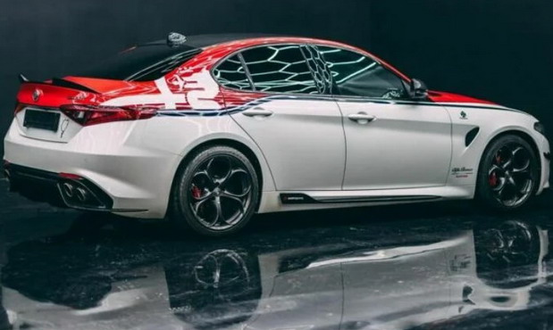 Alfa Romeo Giulia QV Racing Edition