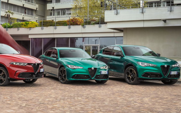 Alfa Romeo Giulia & Stelvio Alfa Romeo Giulia & Stelvio