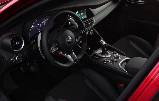 Alfa Romeo Stelvio Quadrifoglio Collezione Alfa Romeo Stelvio Quadrifoglio Collezione