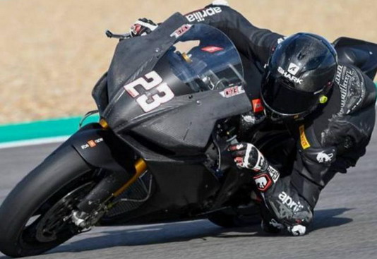 Aprilia RSV4 1000 Aprilia RSV4 1000